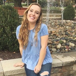 Meet your Posher, Hailey